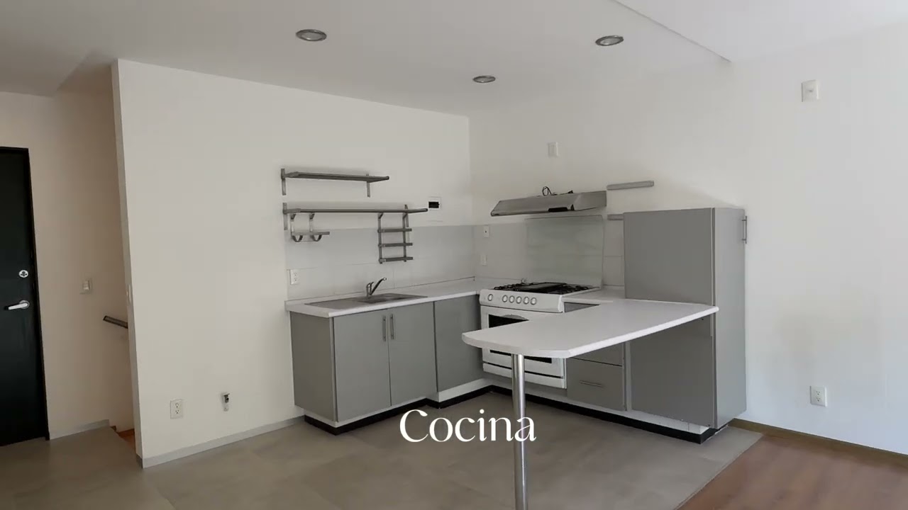 Super iluminado Loft con 90m2 y balcón en la Roma Norte