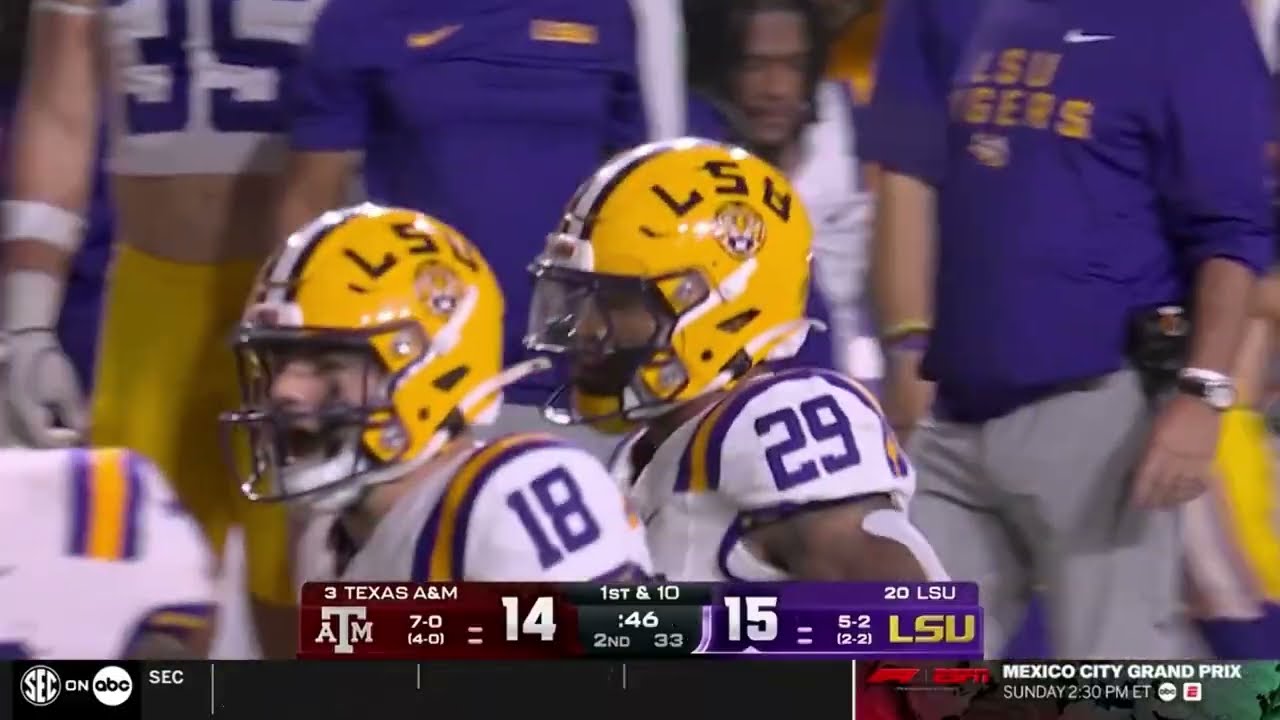 Shaq was loving this LSU Caden Durham run vs Texas A&M 😂