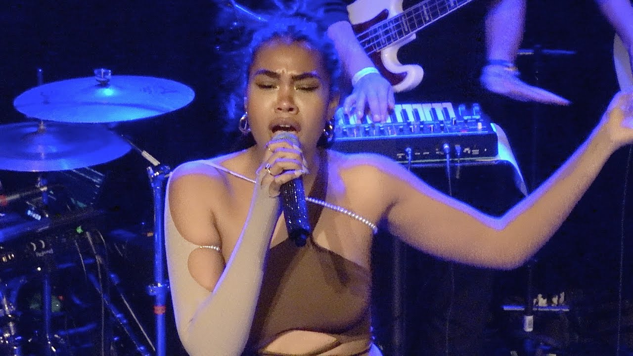 Amber Mark, Lose My Cool (live), New Parish, Oakland, CA, April 12, 2022 (4K)
