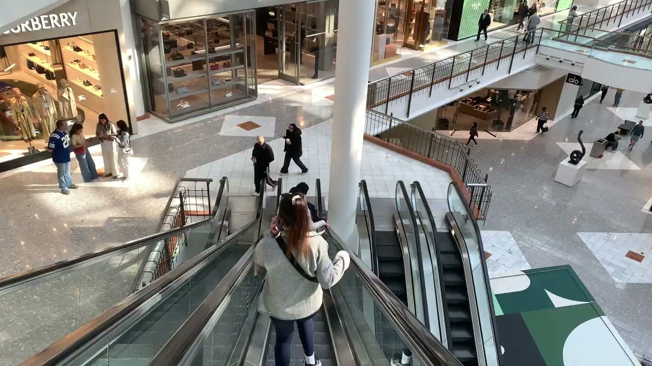 Montgomery Twinkle-M Single-File Escalators at Tysons Galleria, Tysons, VA