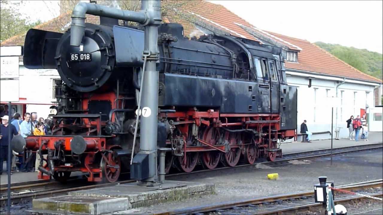 Tankengine 2-8-4 DB class 65 018 at steamfest Bochum Dahlhausen.
