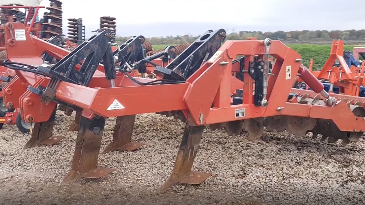 SPALDINGS 3.4 METRE AUTO RESET 5 LEG FLATLIFT SUBSOILER, 2010, PACKER ROLLER