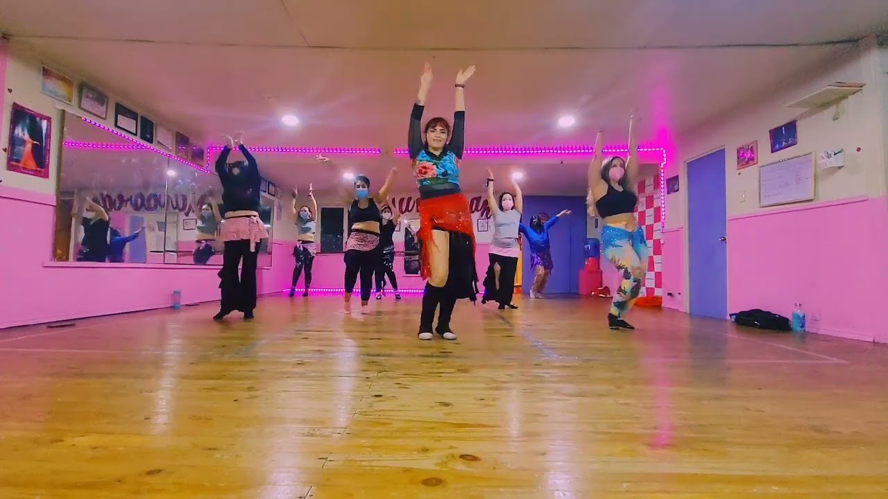 Baladi ya oyouni- Escuela de Danzas Árabes Muneerah