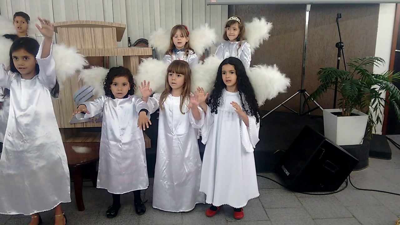 Apresentação das Crianças anjos