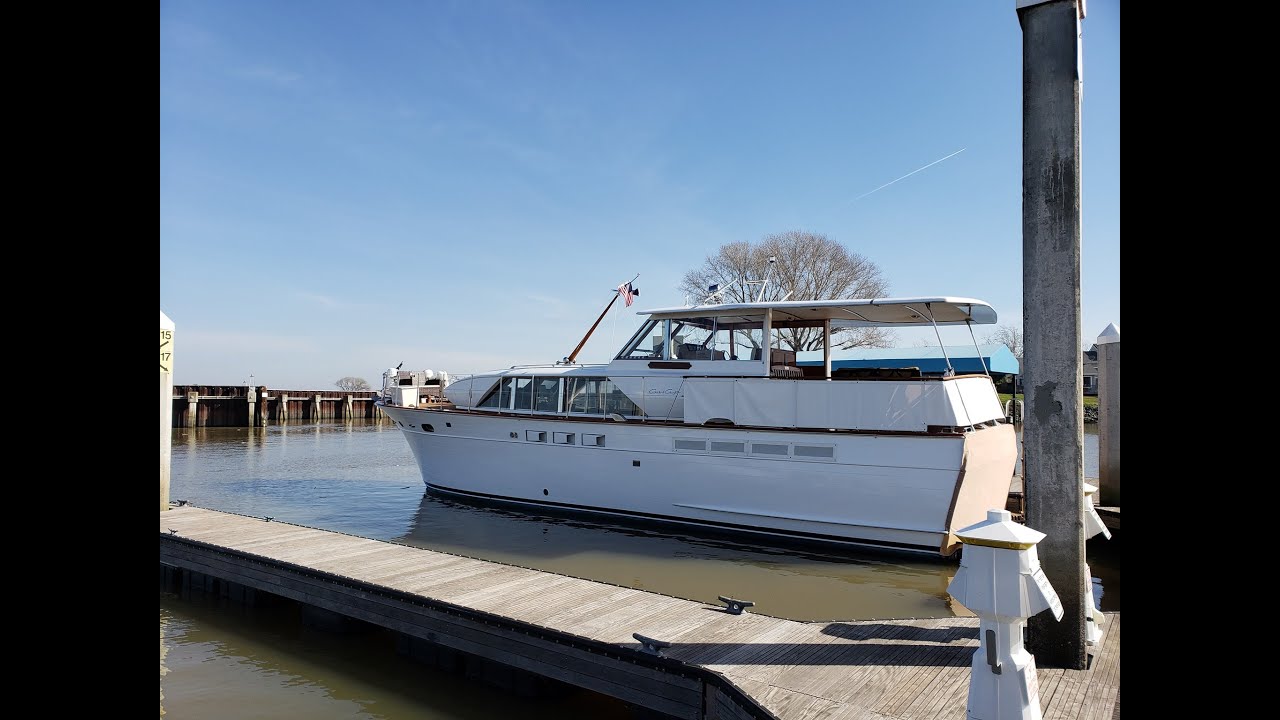 Yachtster 2, 1967 Chris Craft Constellation, Bristol Condition - Offered by Ishkeesh Marine Services
