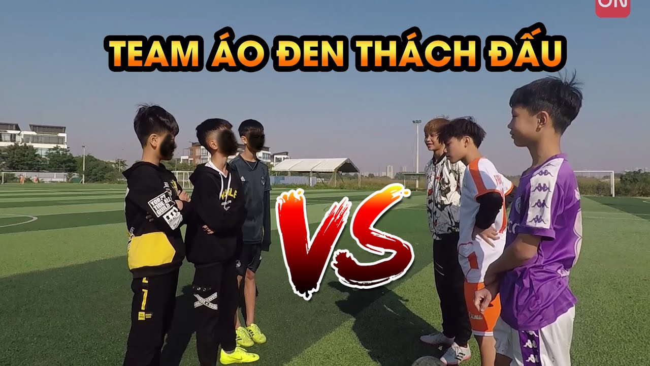Đội áo đen cầm đầu gà tới thách thức đội Duy Trung | Thử thách bóng đá