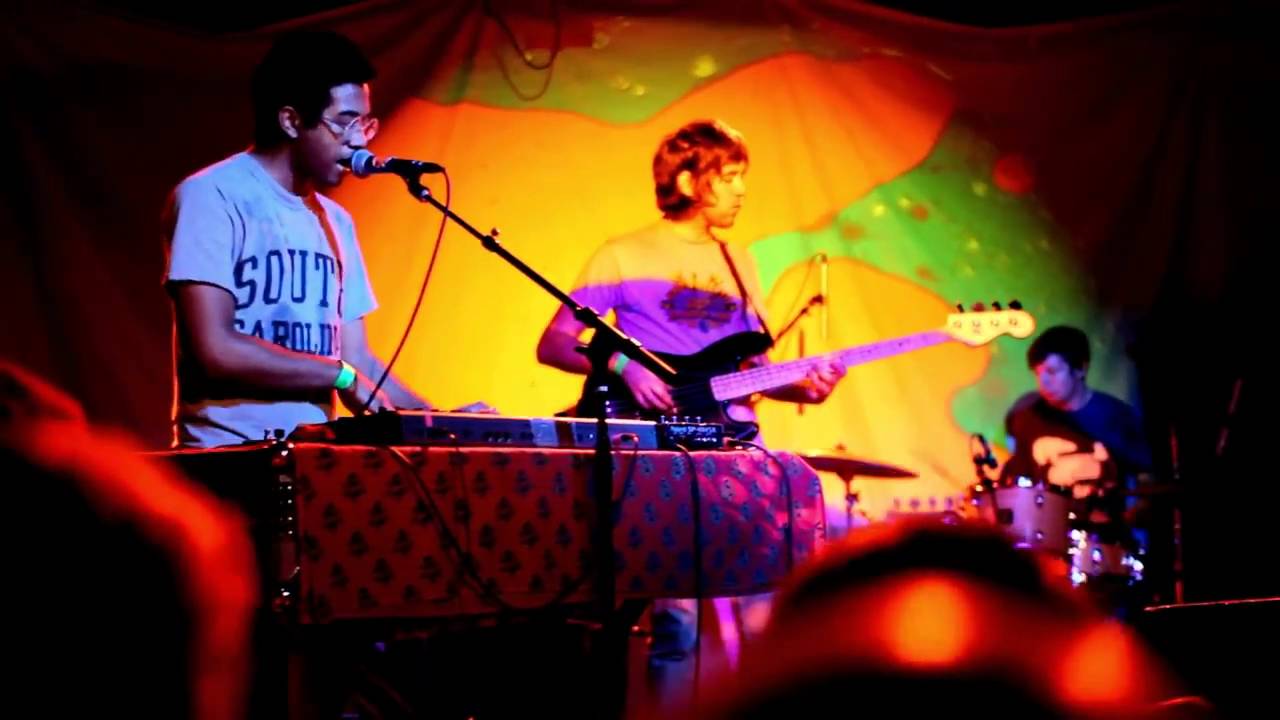 Toro y Moi - Elise