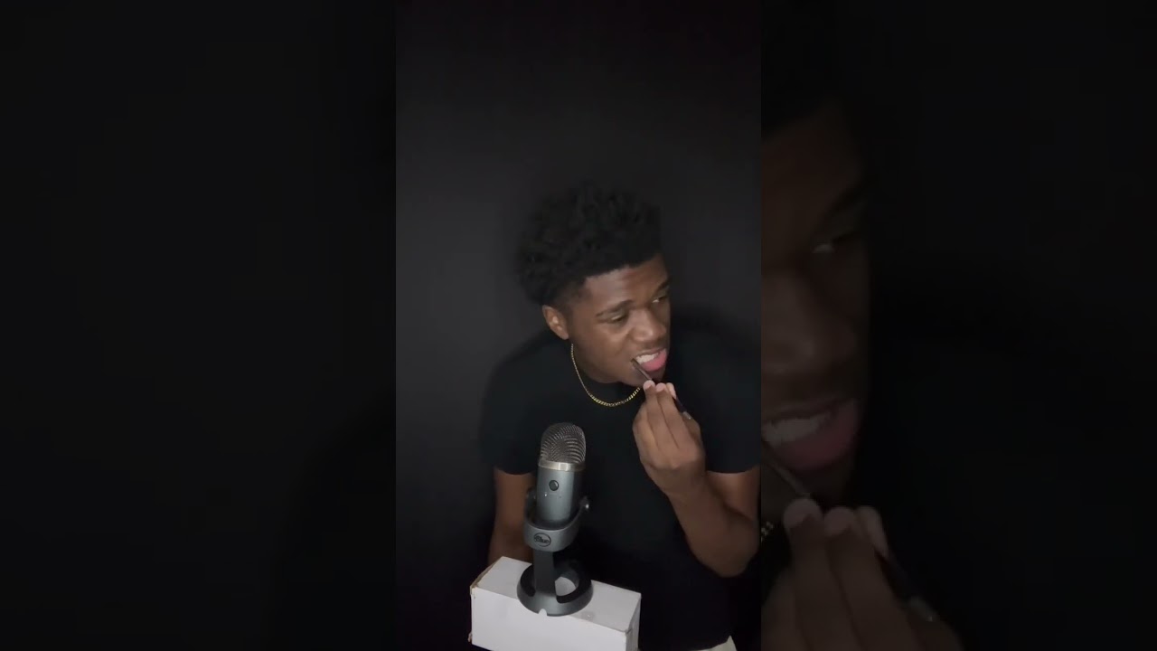 Asmr pen teeth scratching and tapping & pen nibbling