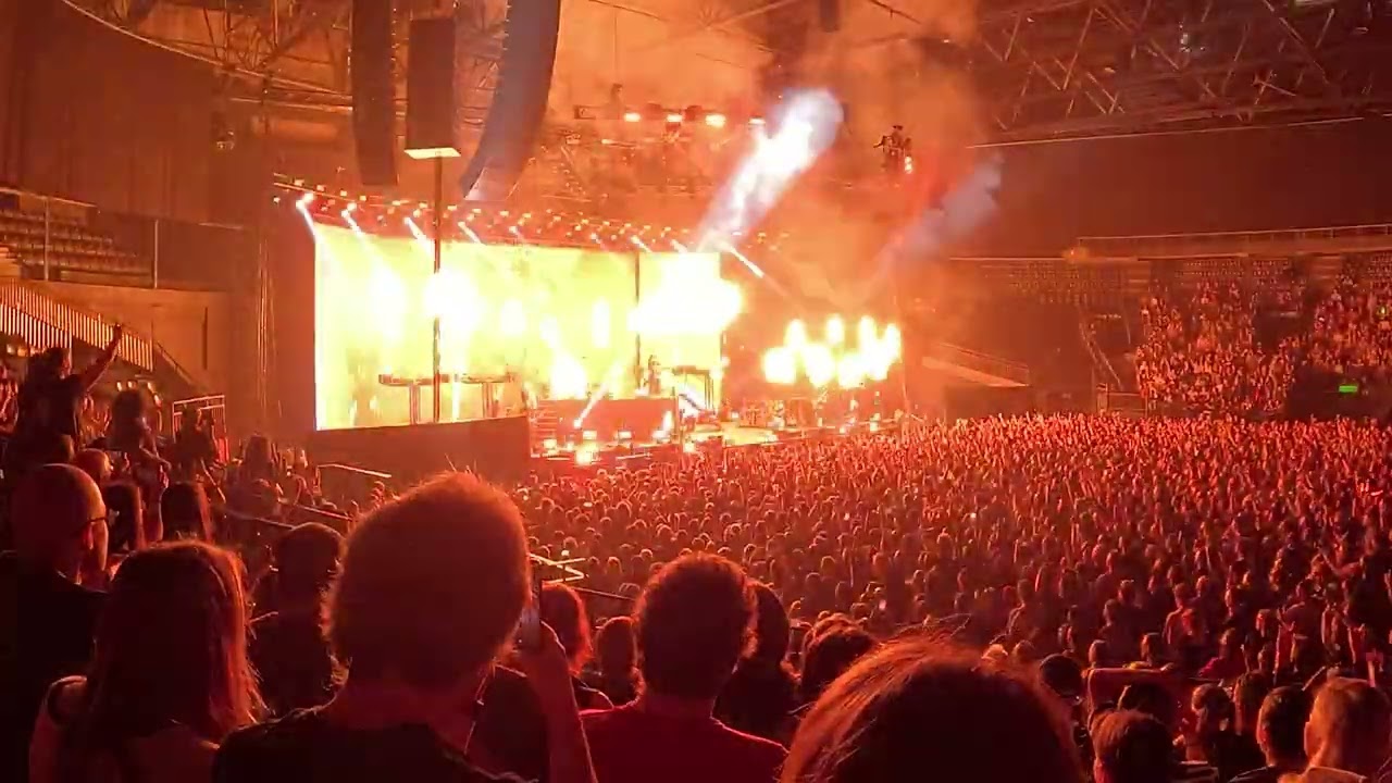 BABYMETAL - 10 mai 2025 (BXL Forest National) - DEATH (opening concert)