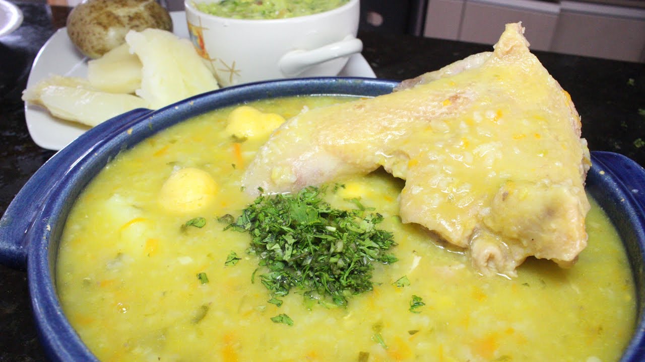 Sopa de arroz de gallina