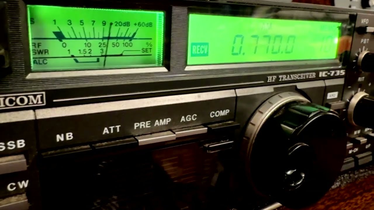 ICOM IC-735