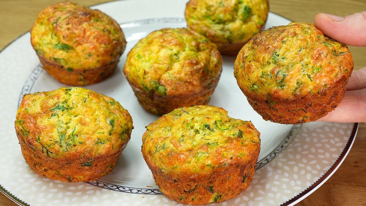 1 кабачок, 1 картошка. Почему я никогда не ела вкусную пышную запеканку из кабачков?