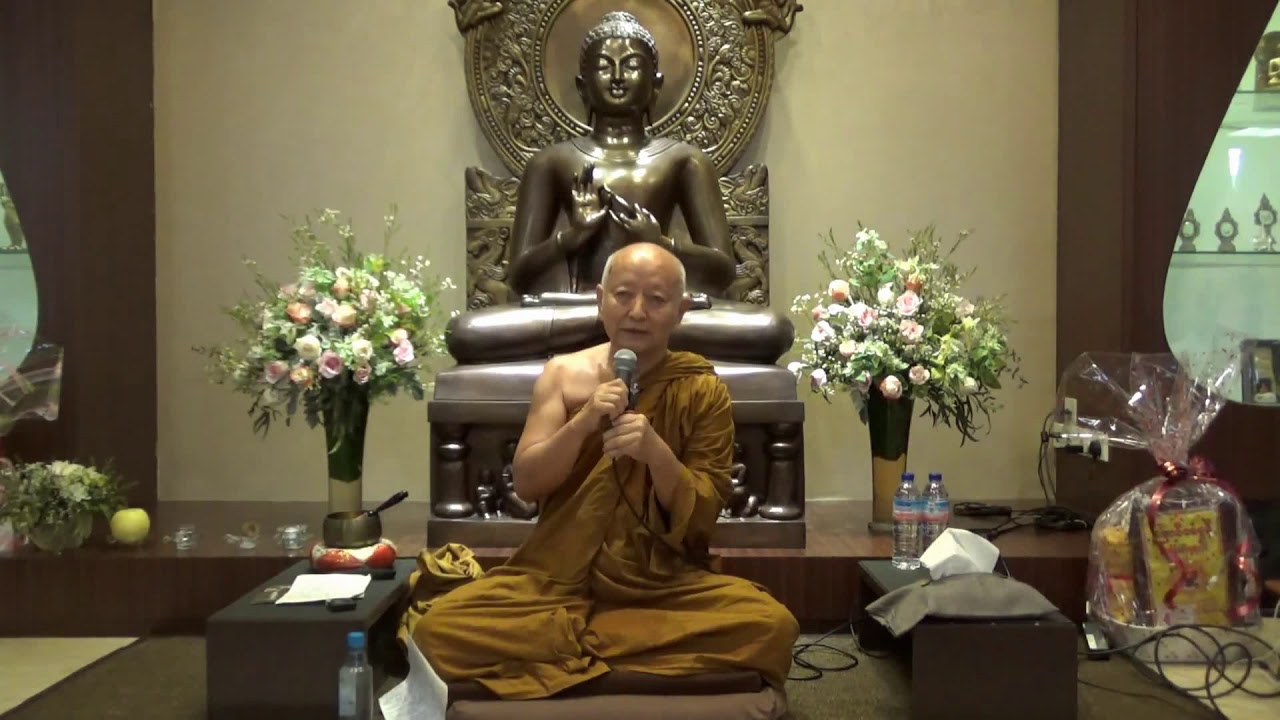 Stream entry is possible for laypersons - Luangpor Dhammavuddho