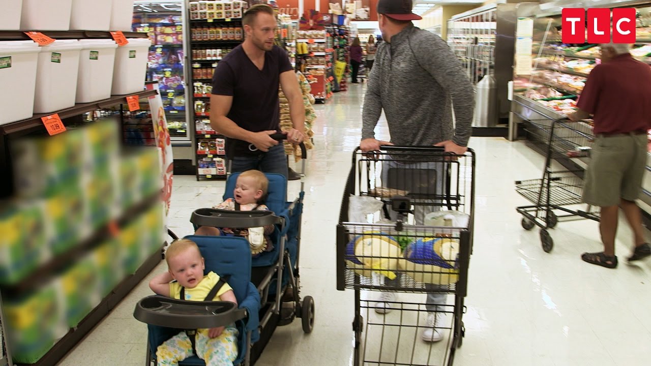 Ever Taken 7 Kids Grocery Shopping? Good Luck! | OutDaughtered