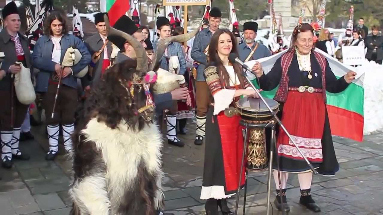 Кукерската армия на Елица Тодорова