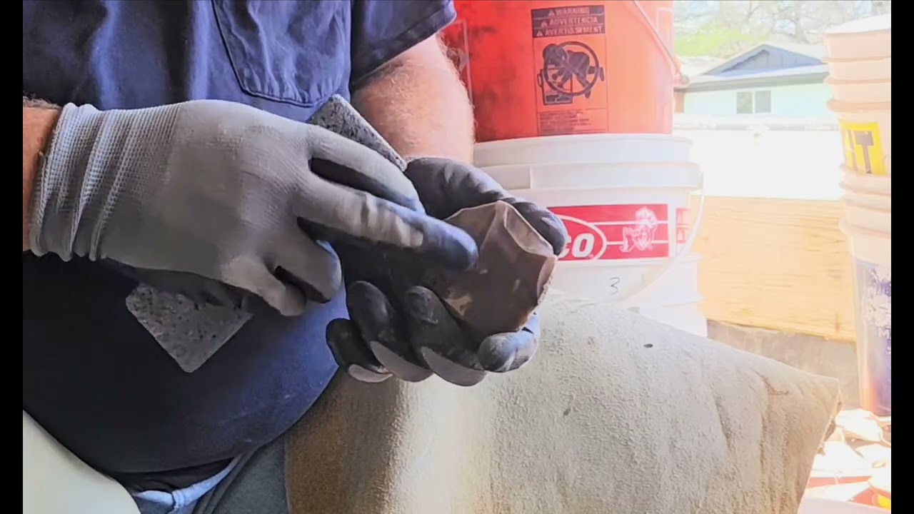 Knapping Texas Edwards Rootbeer Chert - Getting under the concrete 