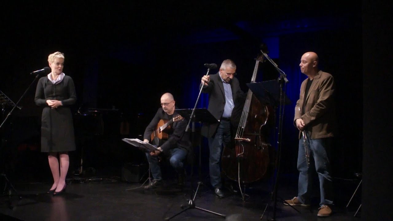 Konferansjerka - zapowiedź muzyków