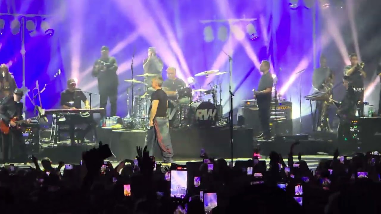 Robbie williams - Angels - Brixton - London