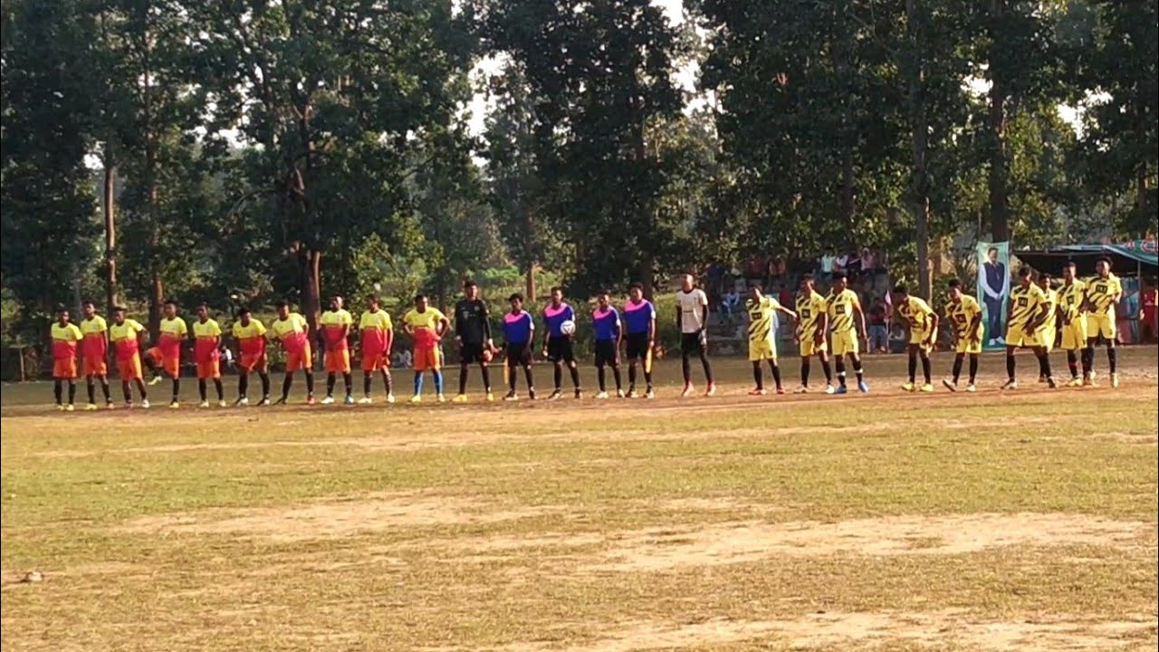 RAJAT FC V/S GUTINGIA SEMIFINÁLE FOOTBALL GAME AT SIPANJIRI MAHAVEER STADIUM ( MLA CUP)