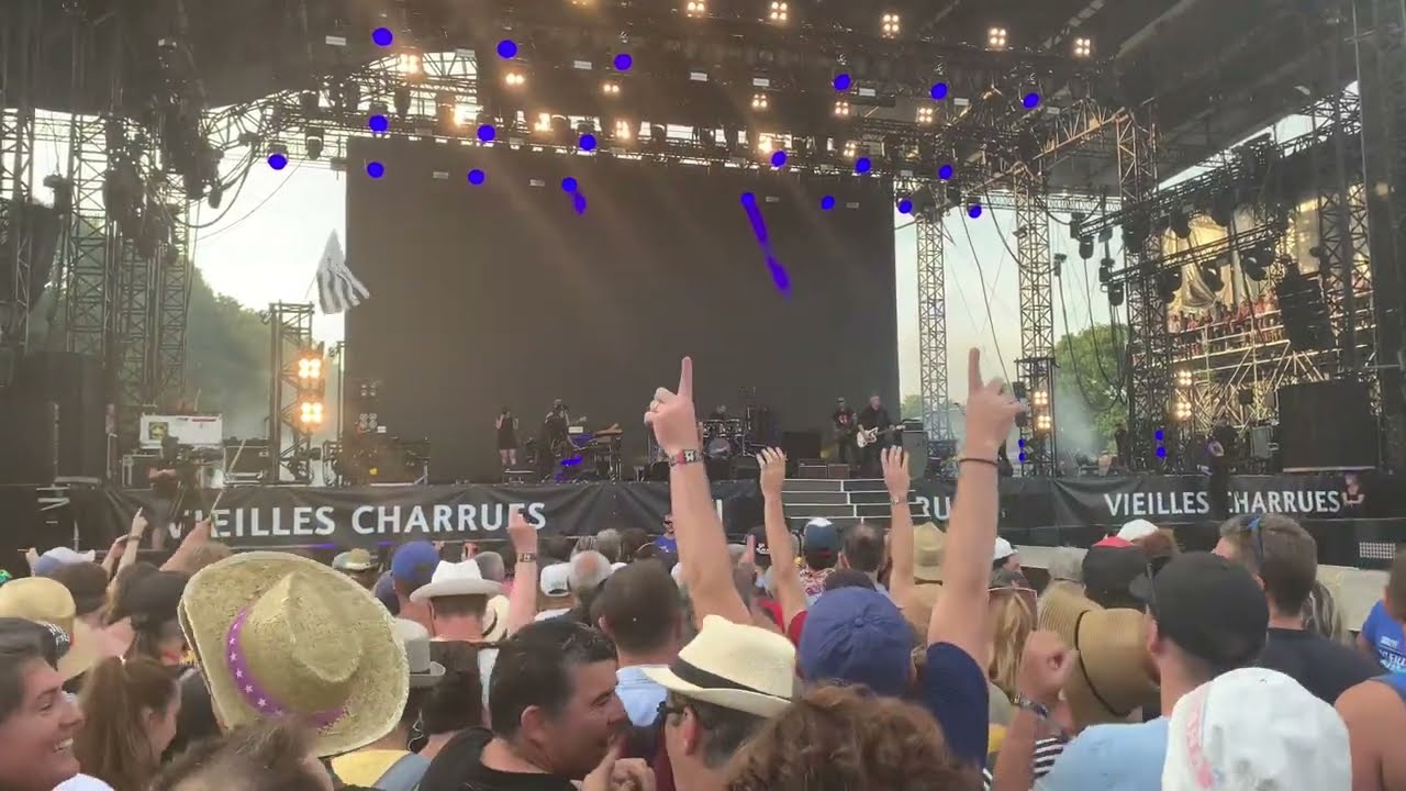Midnight Oil - Beds are burning - Live Vieilles Charrues 2022