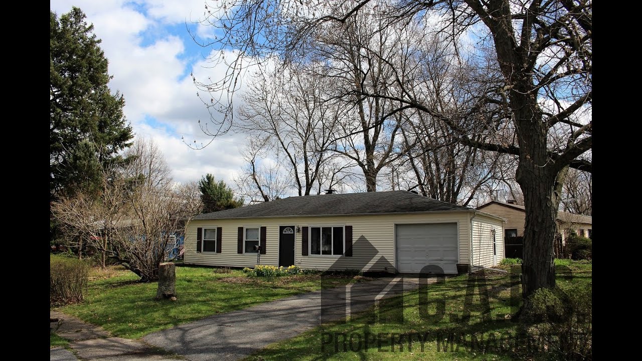 1405 E 33rd Ave, Hobart, IN 46342