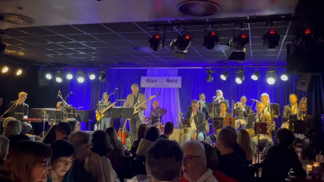 OVER EASY por Mark Lambert & Blue Note Big Band