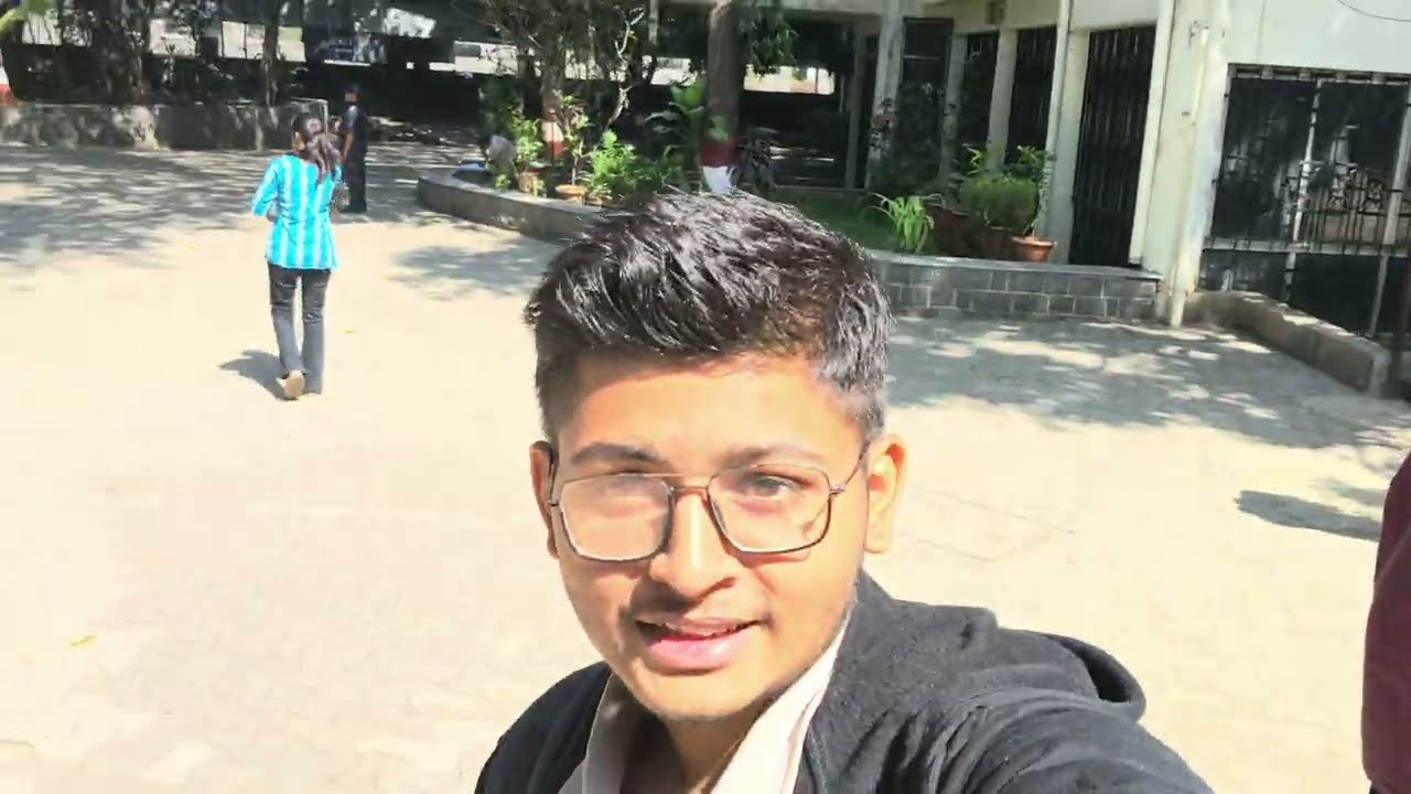 COEP ( FINDING OUR CLASSROOM ) underground 😂😂