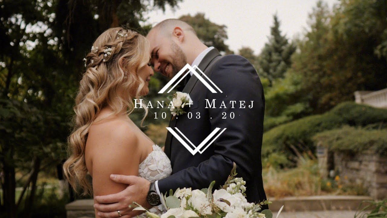 Intimate Fall Wedding on the Burlington Waterfront | Paletta Mansion