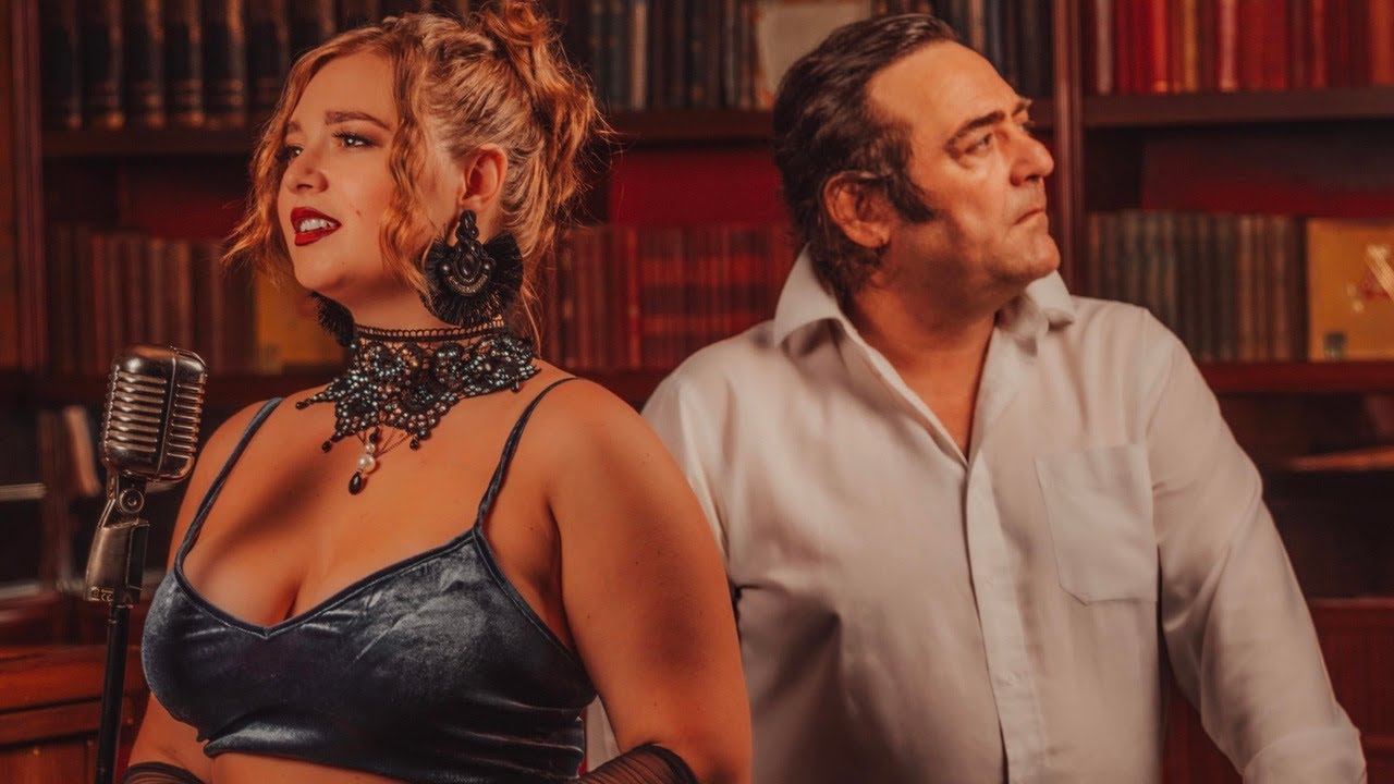 Lady and the Devil live at Národní Bar and Books, Prague #livemusic #cocktail #piano #czechrepublic