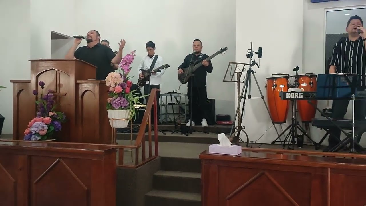 Cuan Grande Es Él / Himno / Iglesia Agua de Vida 