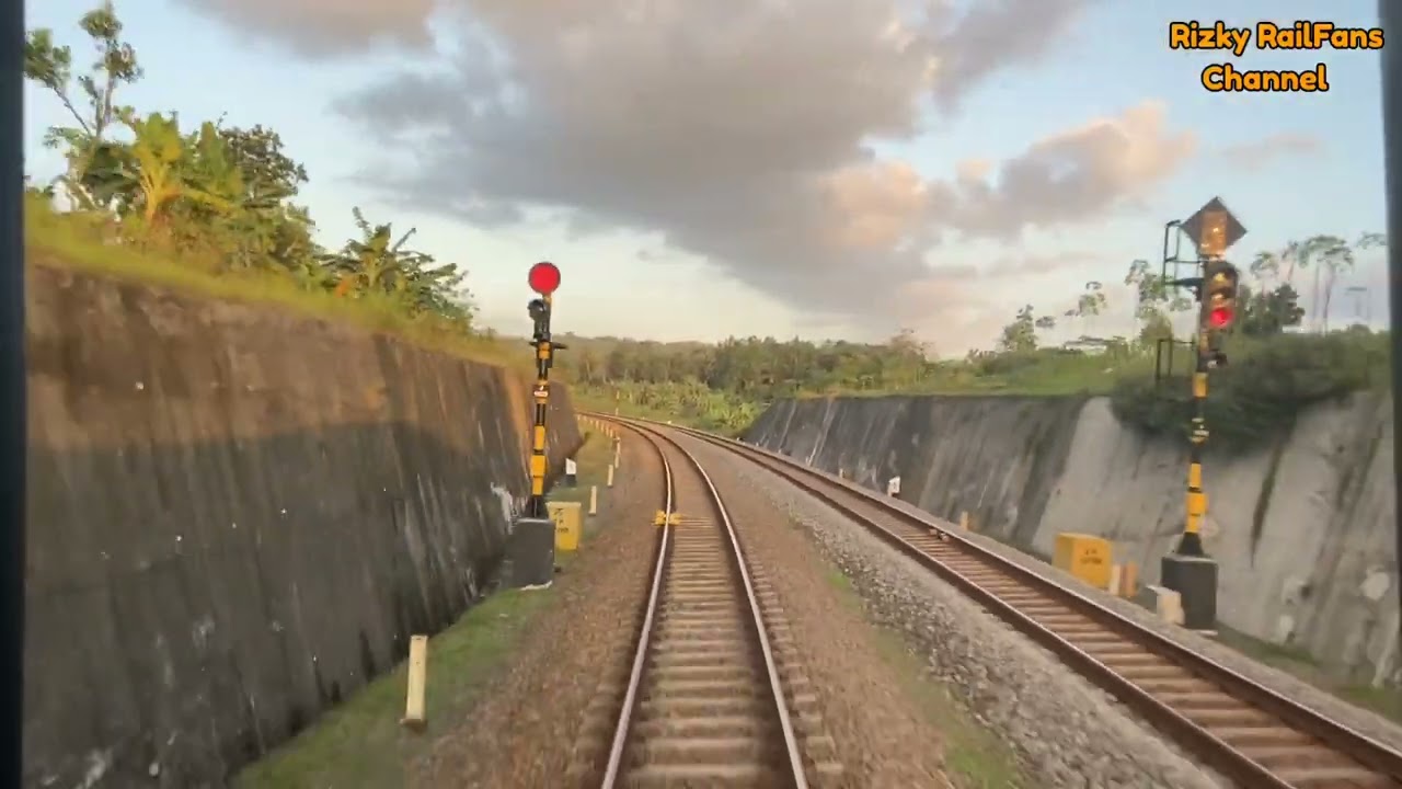 BACKRIDE BY TRAIN PROGO!!! Petak Stasiun Gombong Sampai Stasiun Kroya