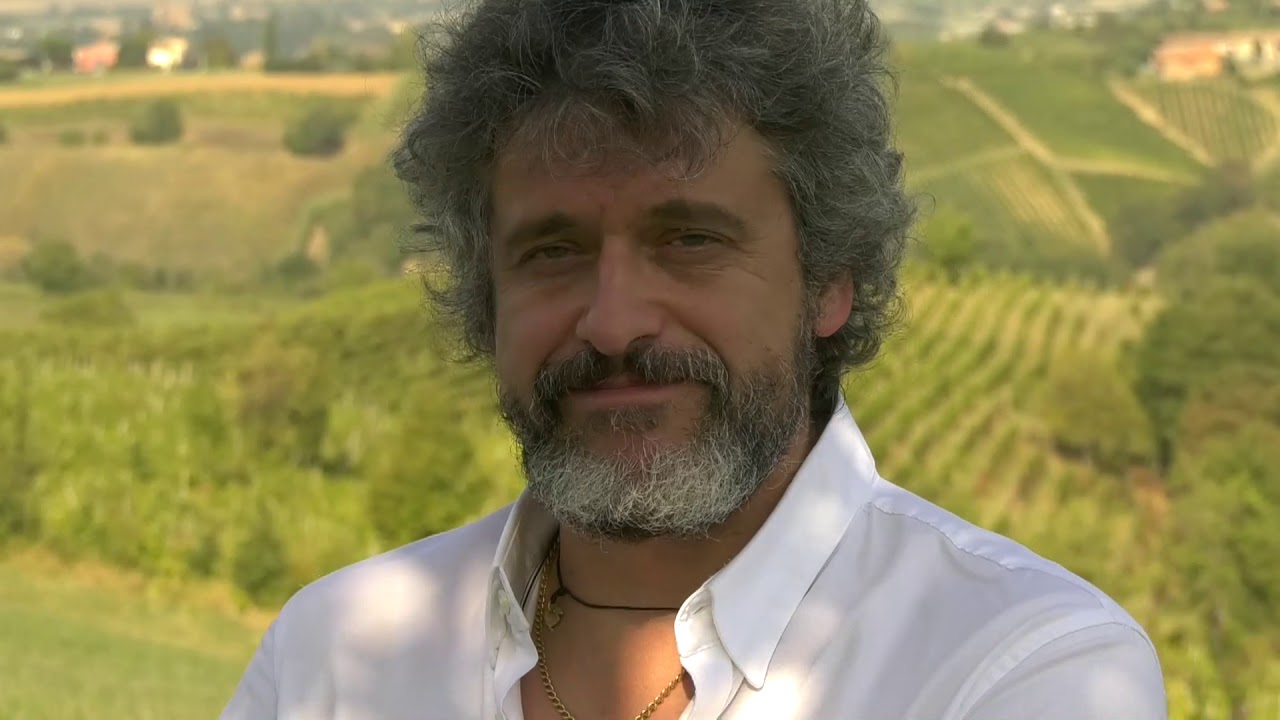Vini e Spumanti Oltrepo Pavese: Pinot Nero, Bonarda, Riesling e Moscato