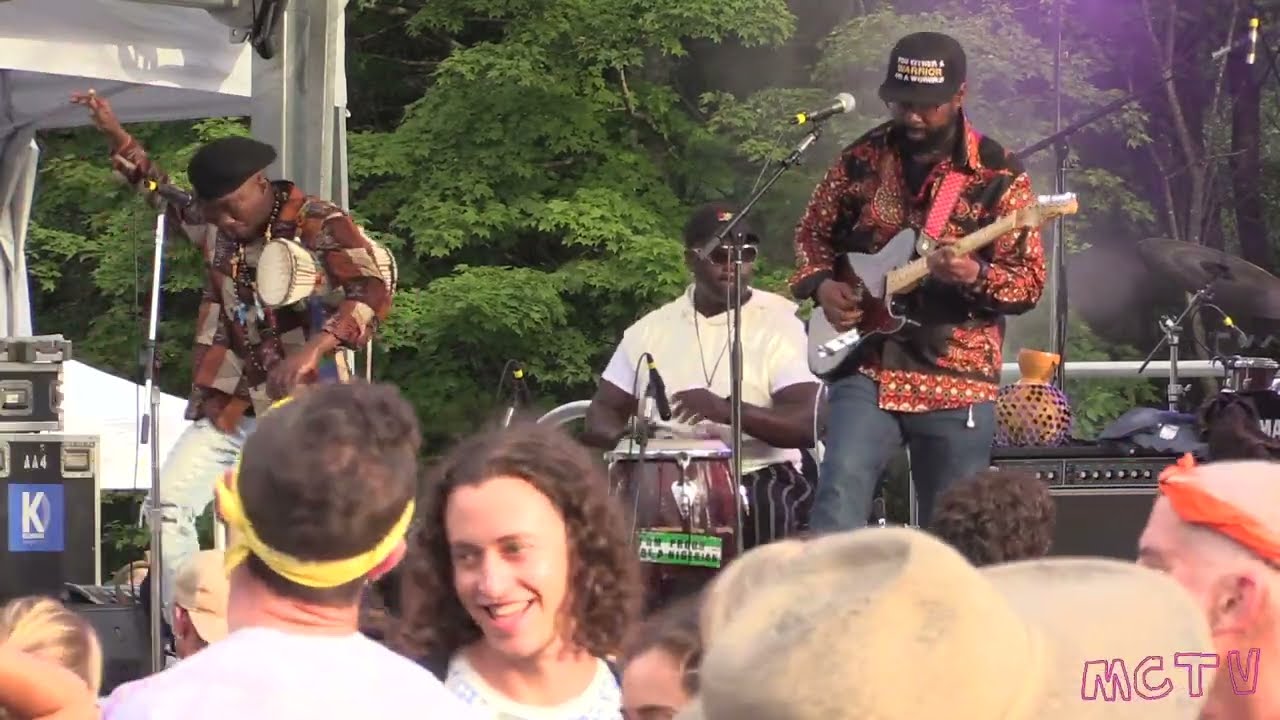 Kaleta Super Yamba Band - Barbes In The Woods - Full Set HD
