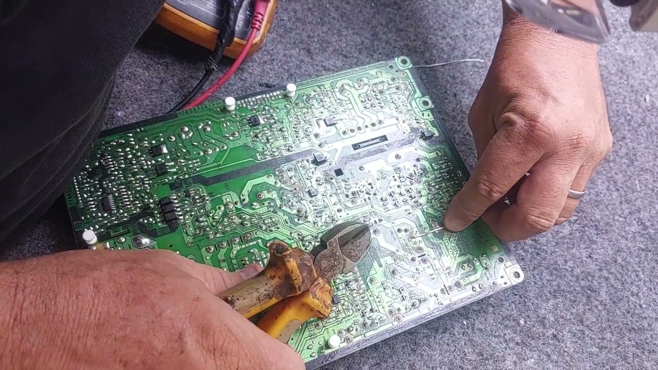 Concertando uma tv plasma sansung pn43h4000 que não liga nada