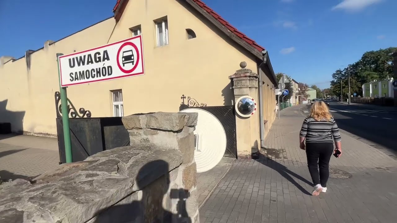 Показал как живут простые люди.Вот так выглядит небольшой город Czempiń. Все в этом видео!!!