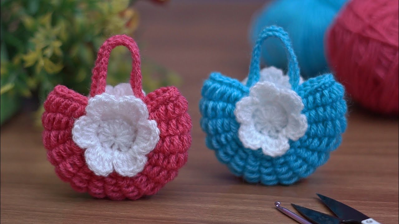 Beautiful👌Crochet mini purse/tığ mini çanta #knitting #crochet mini handbag/@saritascreation