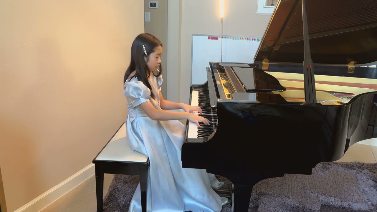 Evelyn Playing “Clair de lune” by Claude Debussy