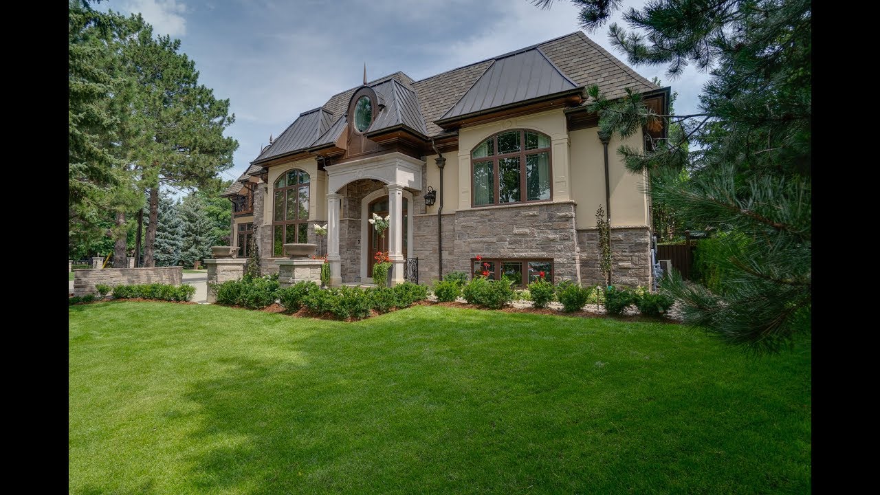 1 Westmount Park Road, Etobicoke, Ontario