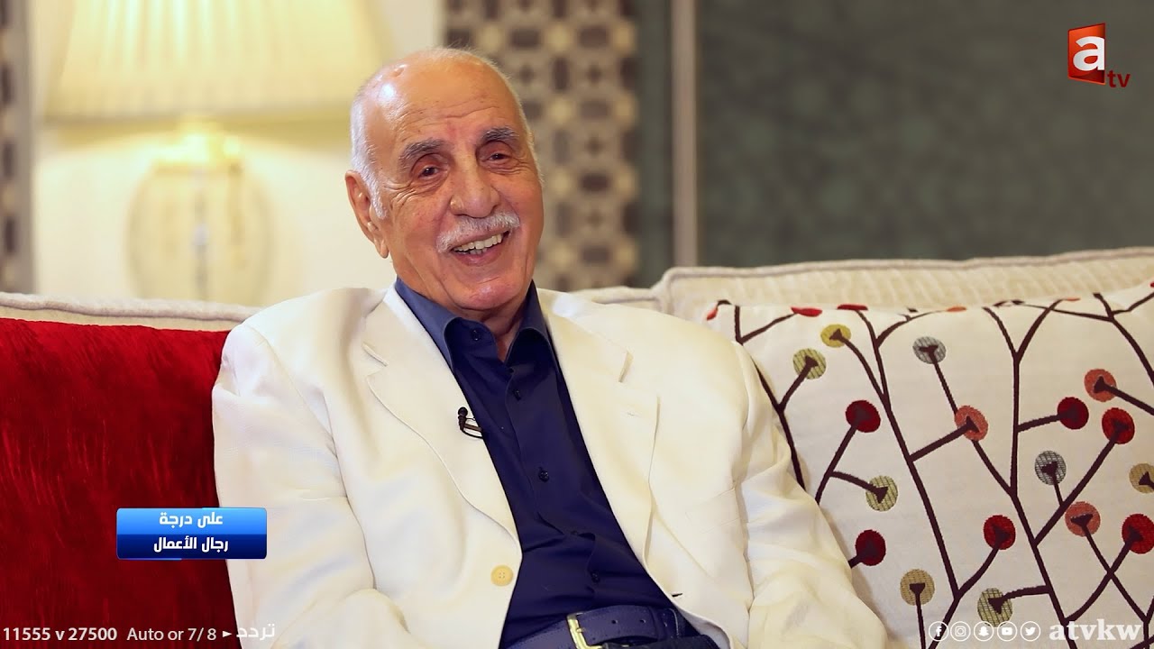 على درجة رجال الأعمال مع الوزير السابق محمد السنعوسي