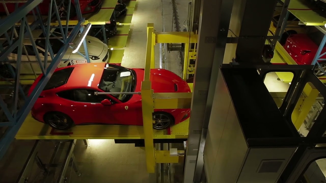 LUXURY CAR WAREHOUSE - AUTOMHA - FERRARI