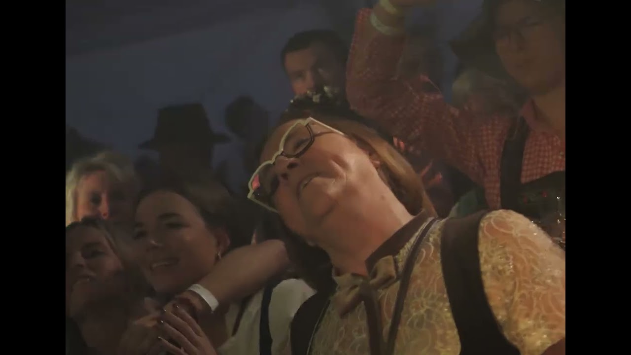 JOHN TANA VOEREN - ARTIEST RECAP