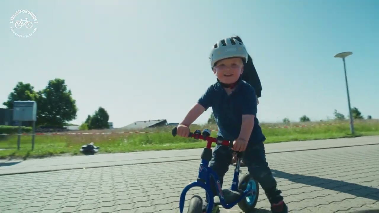 Vi kan cykle! Lær børn at cykle i børnehaven eller vuggestuen med cykelleg.