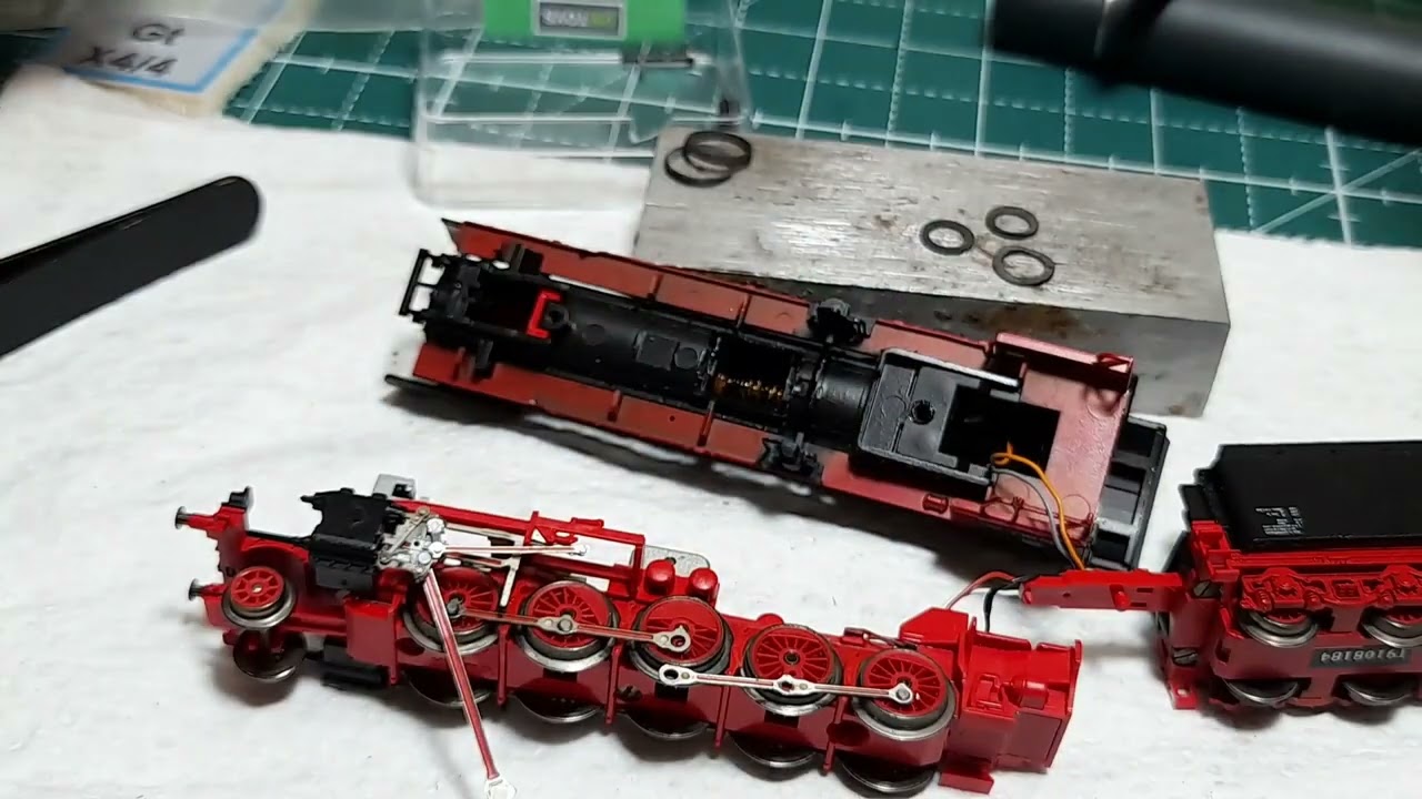 Reparatur von einer BR44 von Minitrix digital für einen lieben Abonnenten