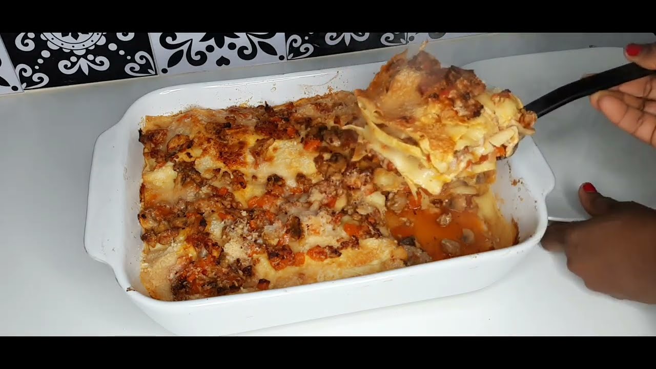 LASAGNES MIXTES DE  CHAMPIGNONS ET DE VIANDE HACHÉE