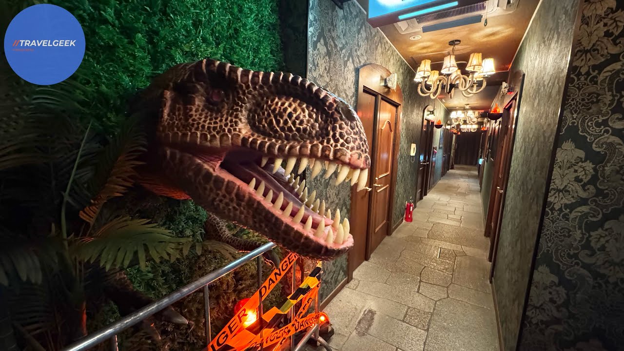 Я остановился в самом странном отеле в Осаке, Япония | Отель «Любовь к динозаврам»