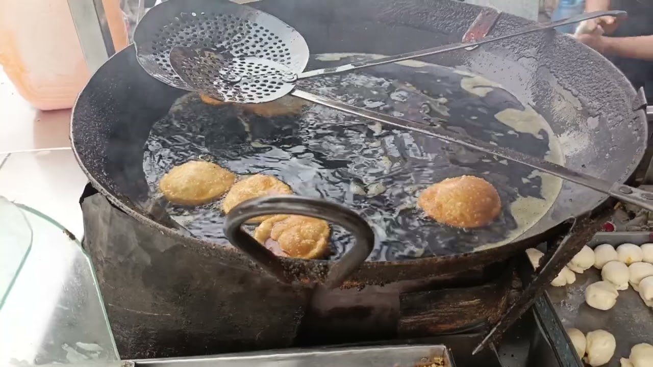 Kachori in Hyderabad Tower Market| Street Food #kachori #snacks #foodie #streetfood