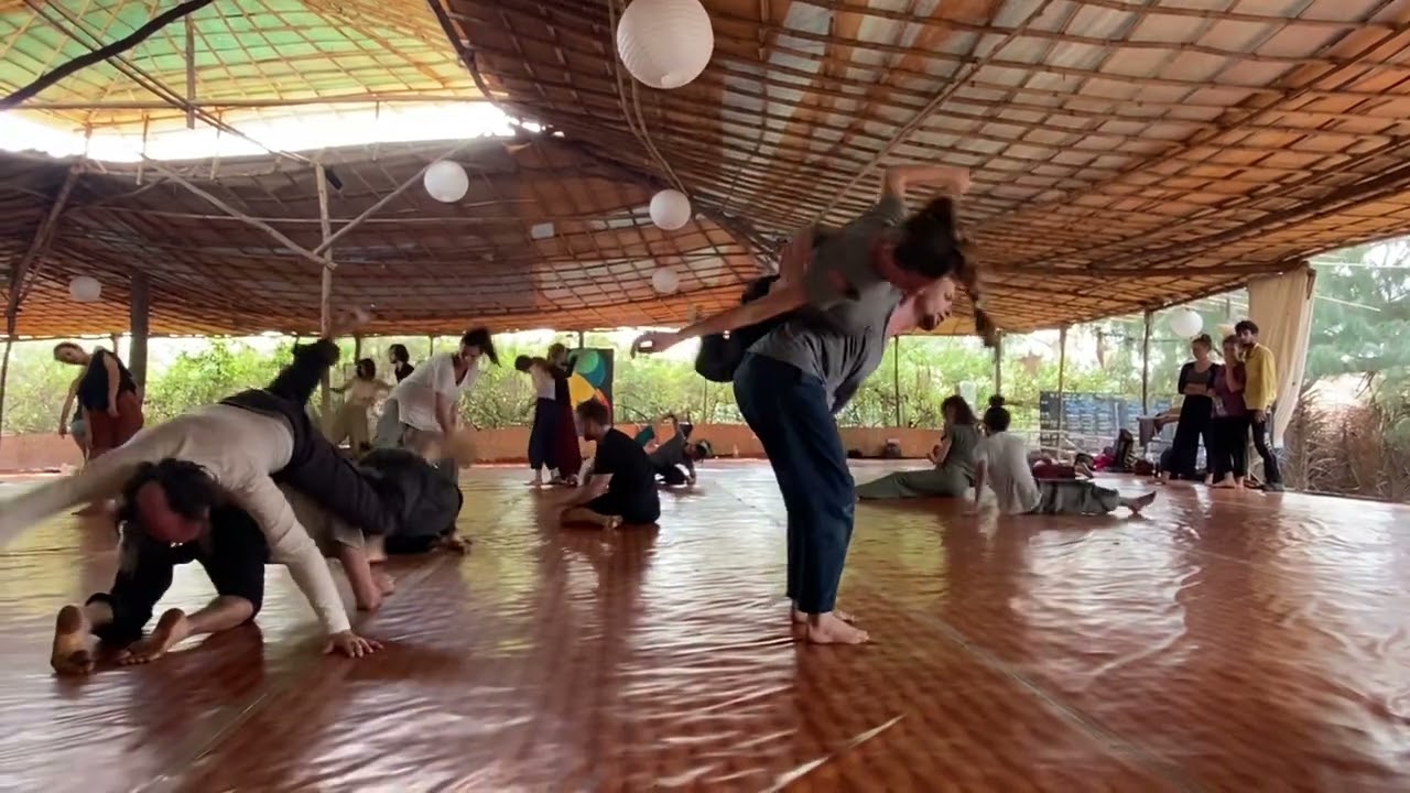 Contact improvisation in Arambol, Goa. Forgotten land. With Ivan