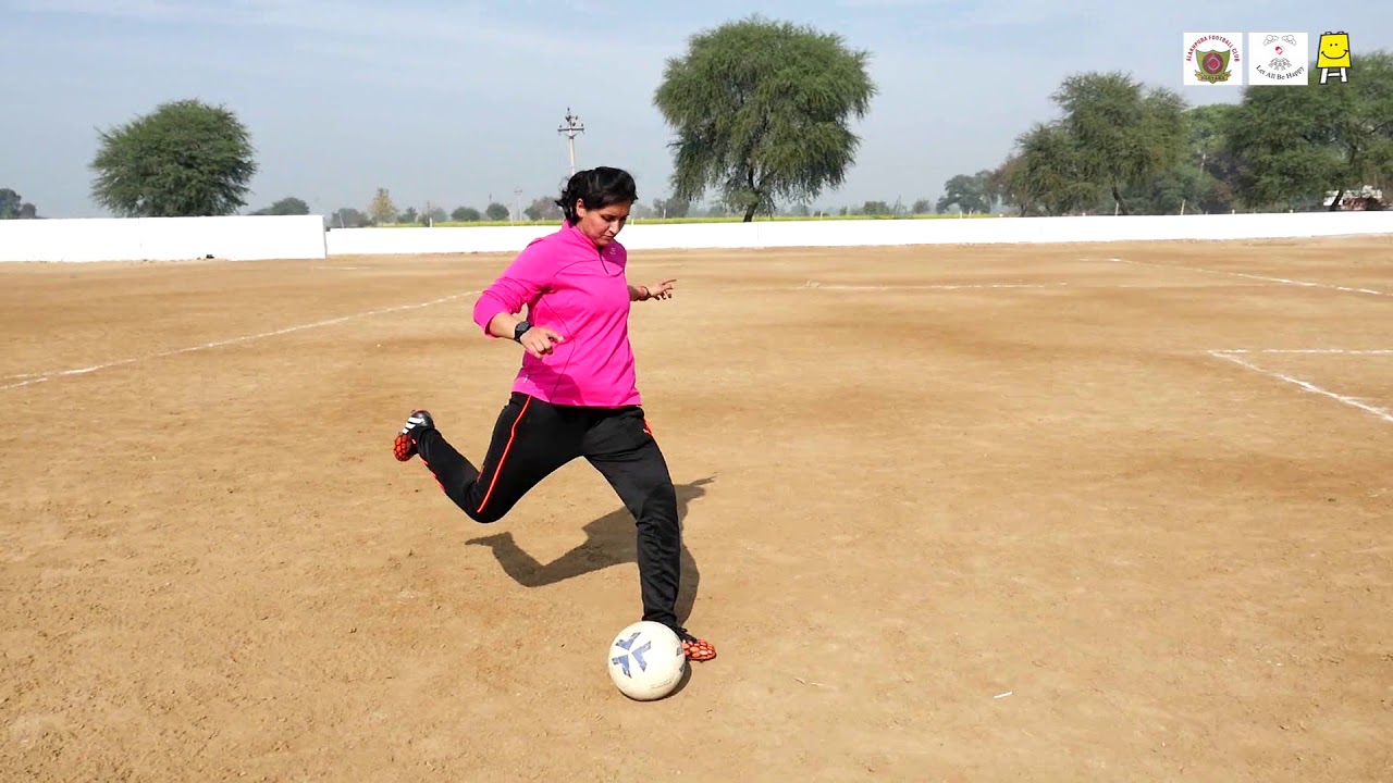 Football Banana kick (Hindi) - बनाना किक