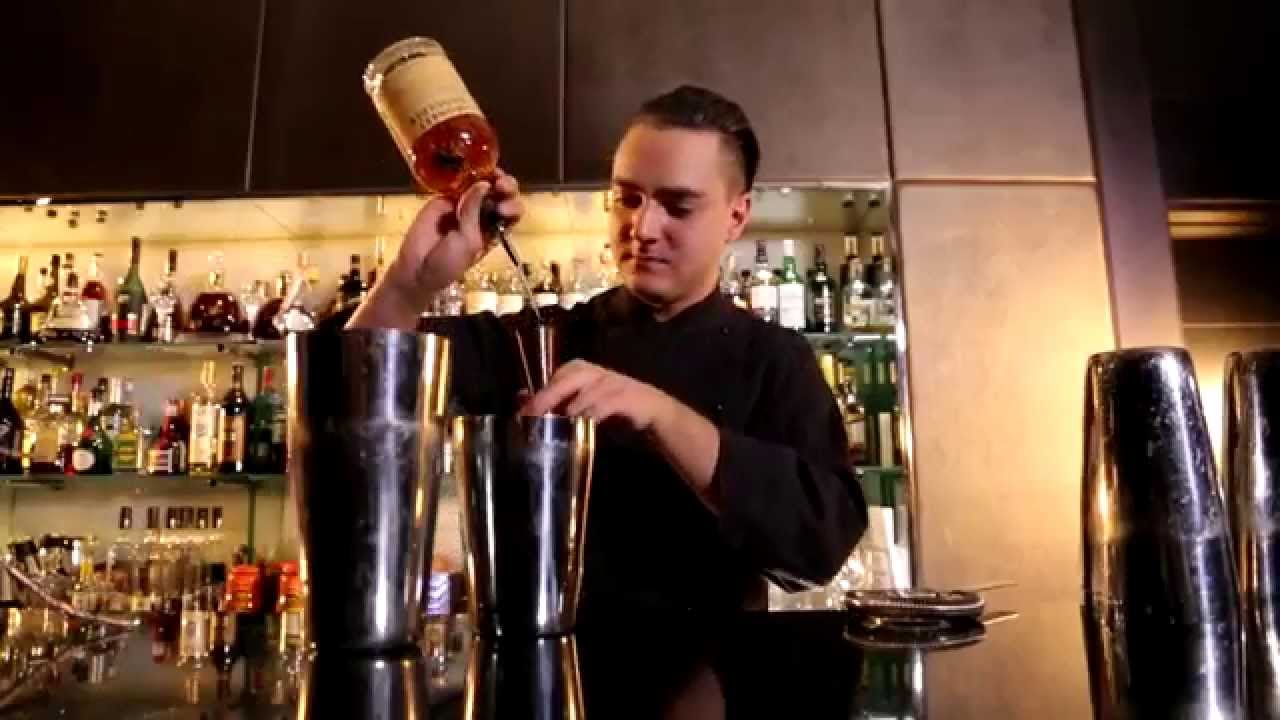 Rudi Carraro at Moskovsky bar. Taste of Artesian in 2 cocktails.