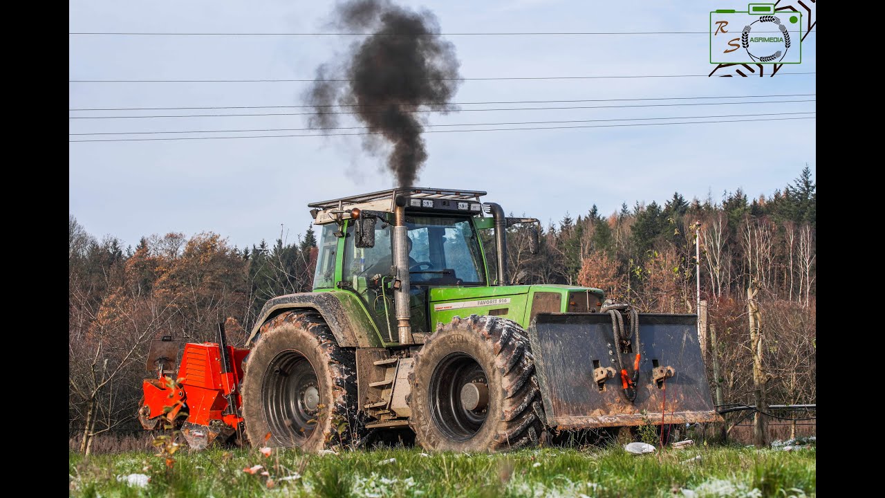 Fendt Favorit 916 zeigt Fahne/ Ahwi RF 800/ Wurzelstöcke fräsen